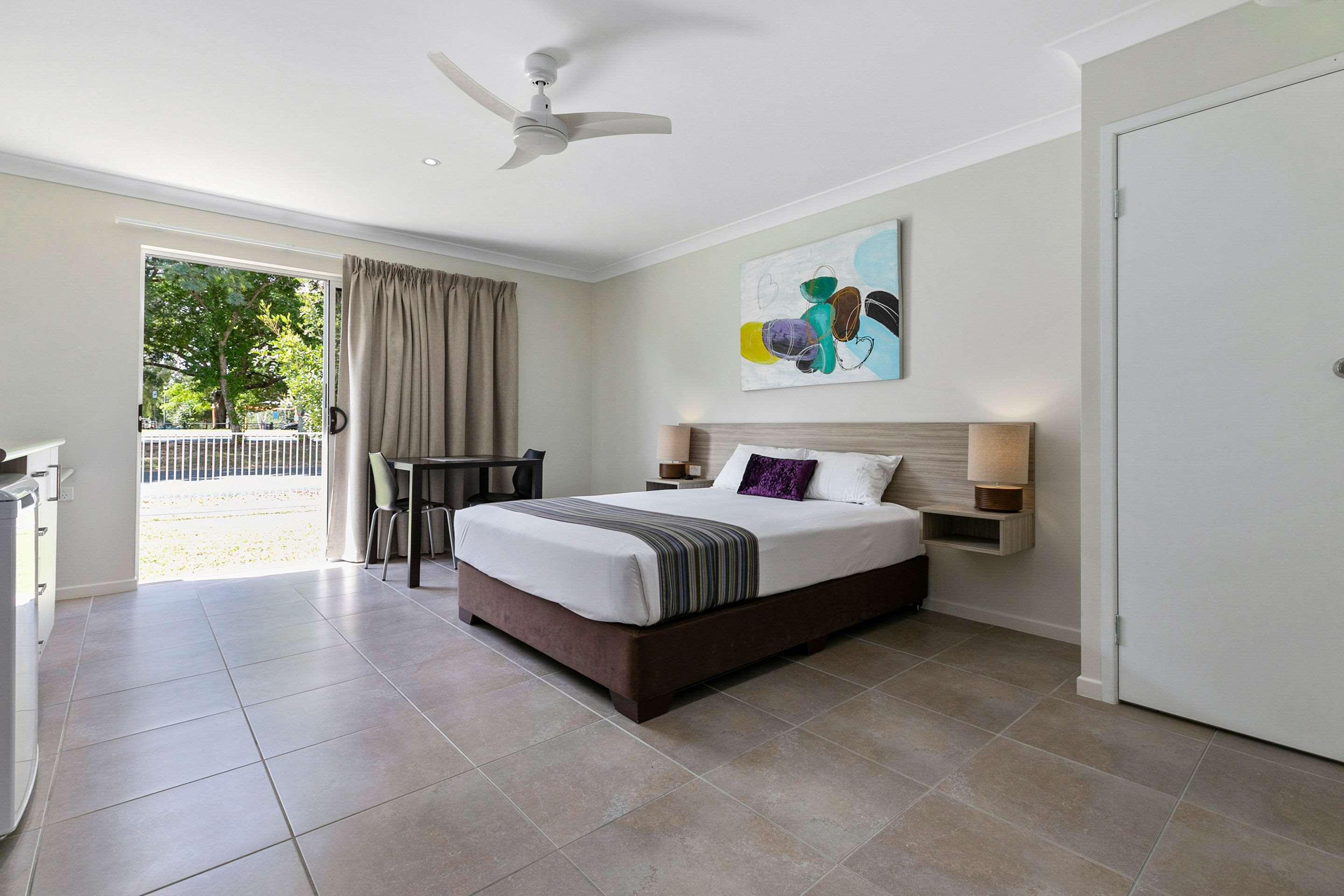 Beachside Boutique Motel Mackay Eksteriør bilde